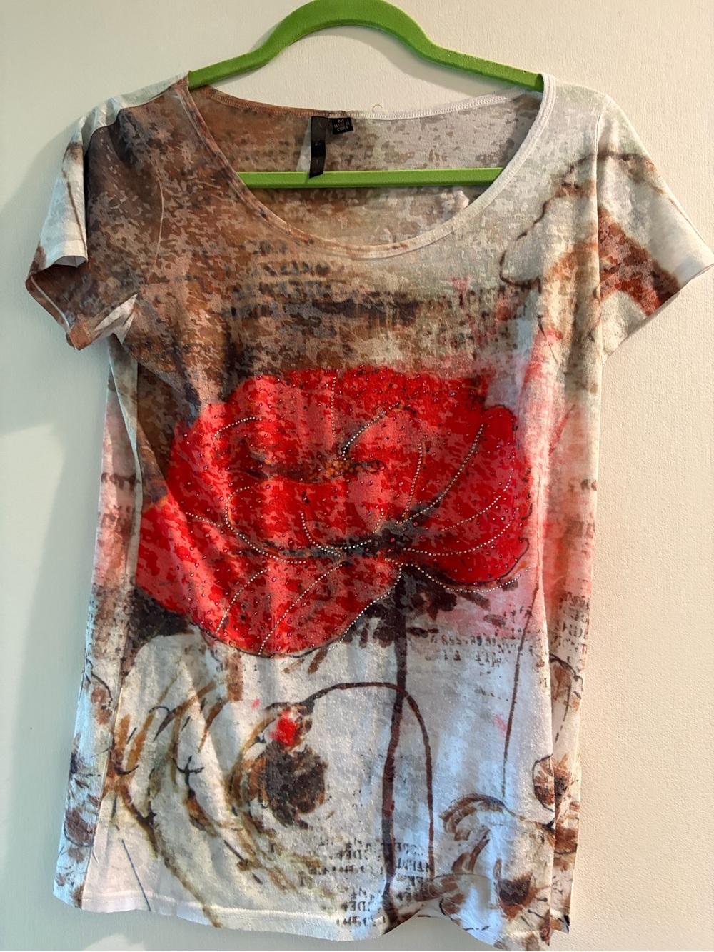 Women’s Red Floral Short-Sleeve Scoop Neck Tee with Embellishment